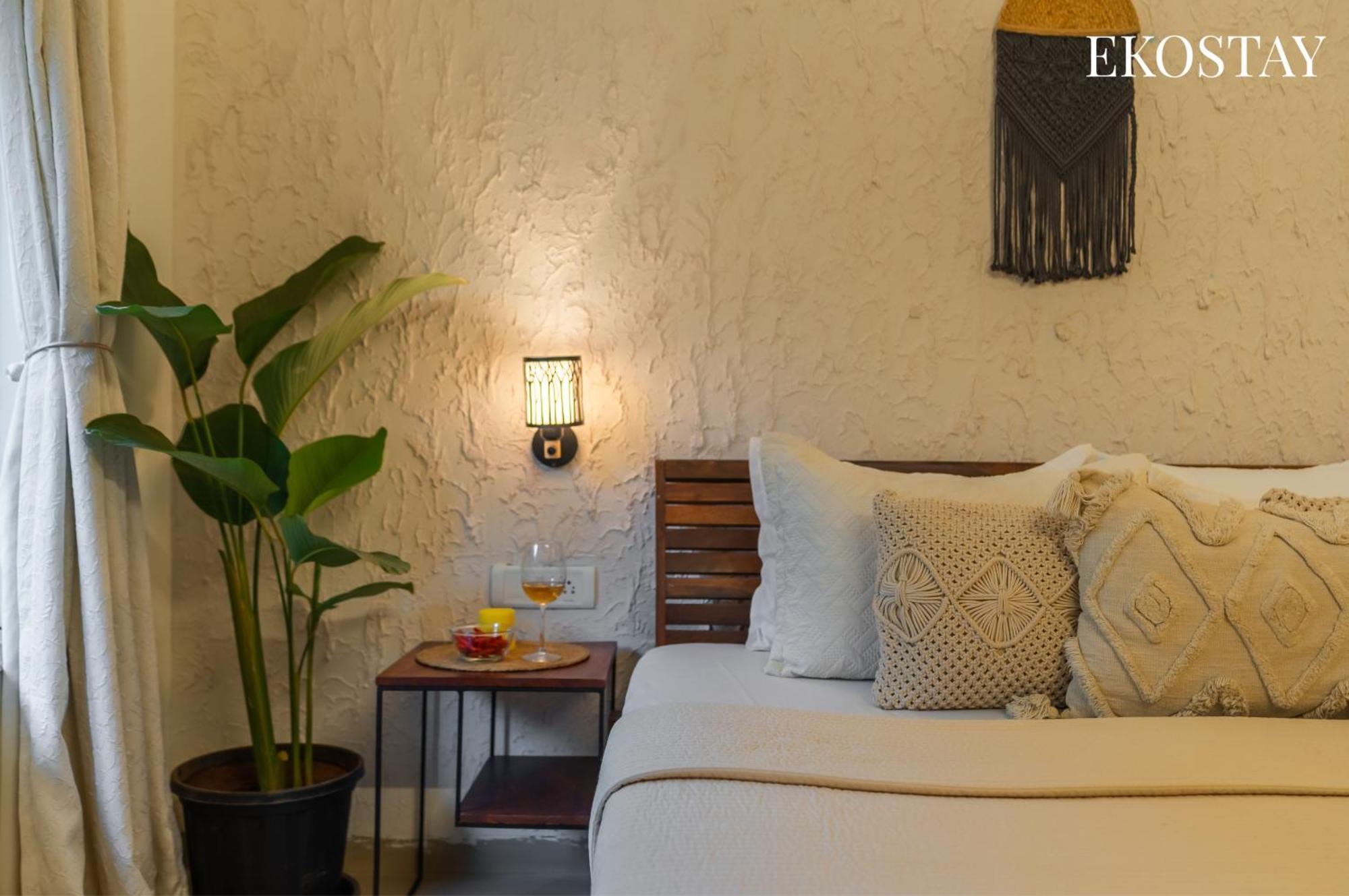 Eko Stay - Solace Villa I Charming Villa Close To Candolim Beach ภายนอก รูปภาพ